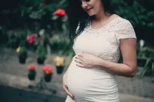 Que faire contre les vergetures au 8ème mois de grossesse?